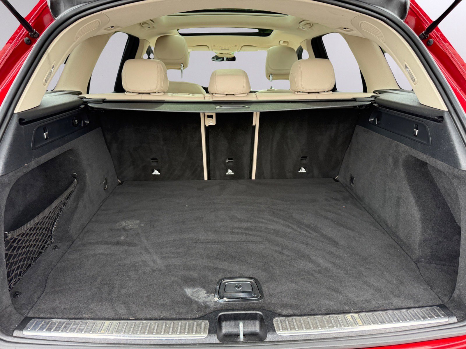 Used 2018 Mercedes-Benz GLC 300 4MATIC image 6