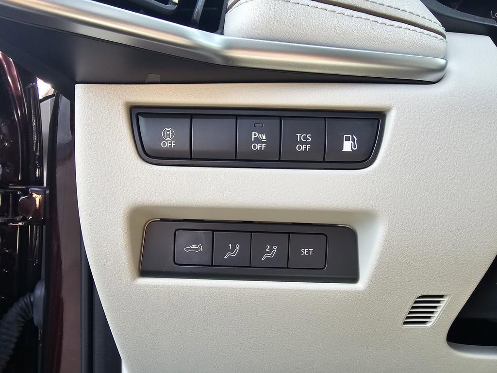 Used 2024 MAZDA CX-90 Plug-In Hybrid w/ Premium Plus image 13