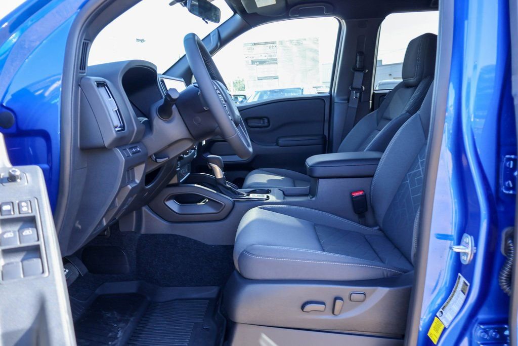 New 2026 Nissan Frontier SV image 7