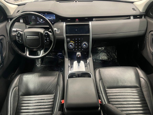 Used 2020 Land Rover Discovery Sport SE image 18