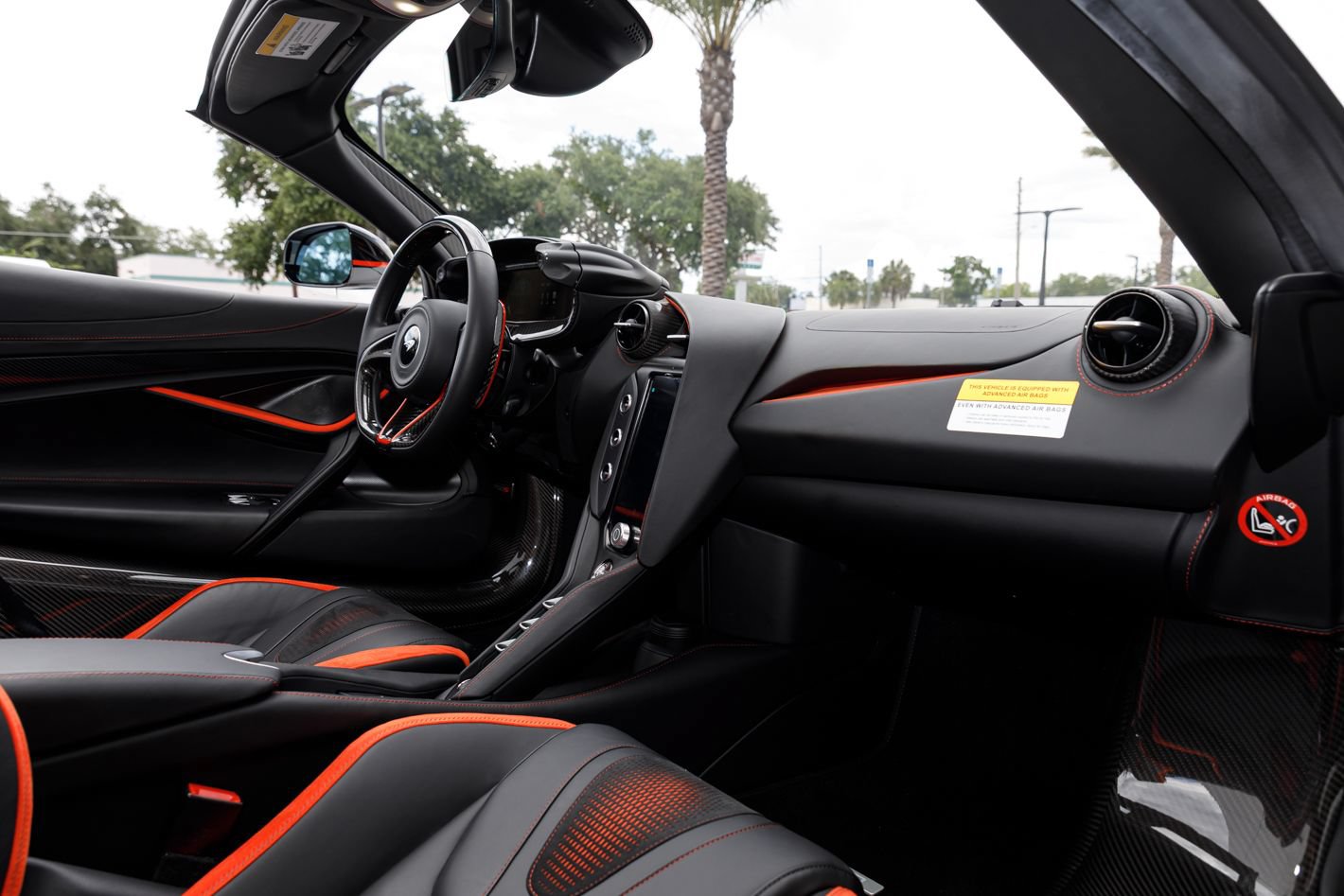Used 2024 McLaren 750S Spider RWD image 65