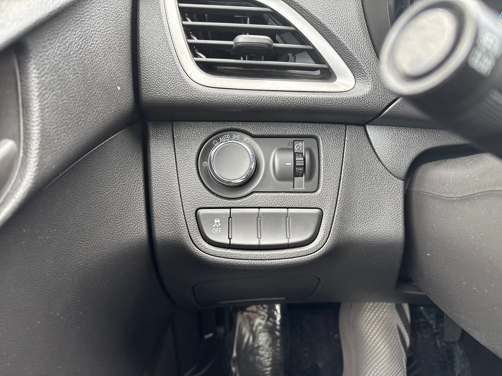 Used 2021 Chevrolet Spark LS FWD image 23