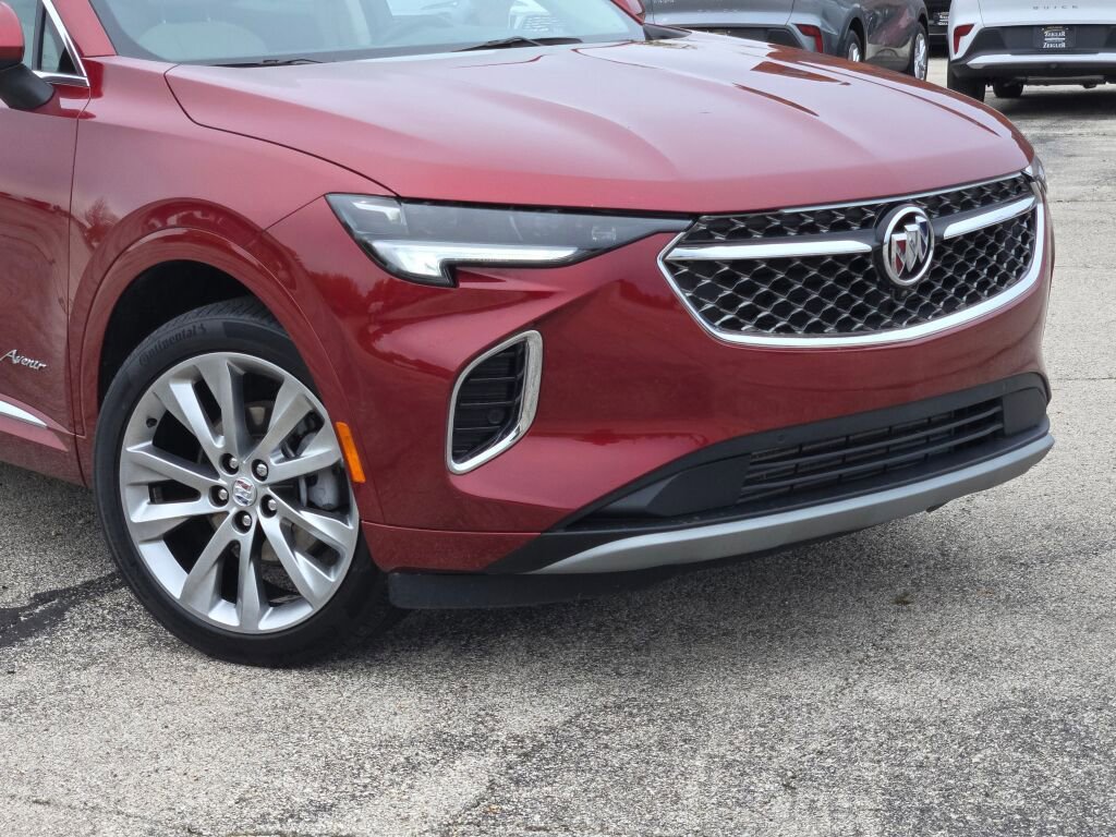 Used 2023 Buick Envision Avenir AWD/4WD image 2