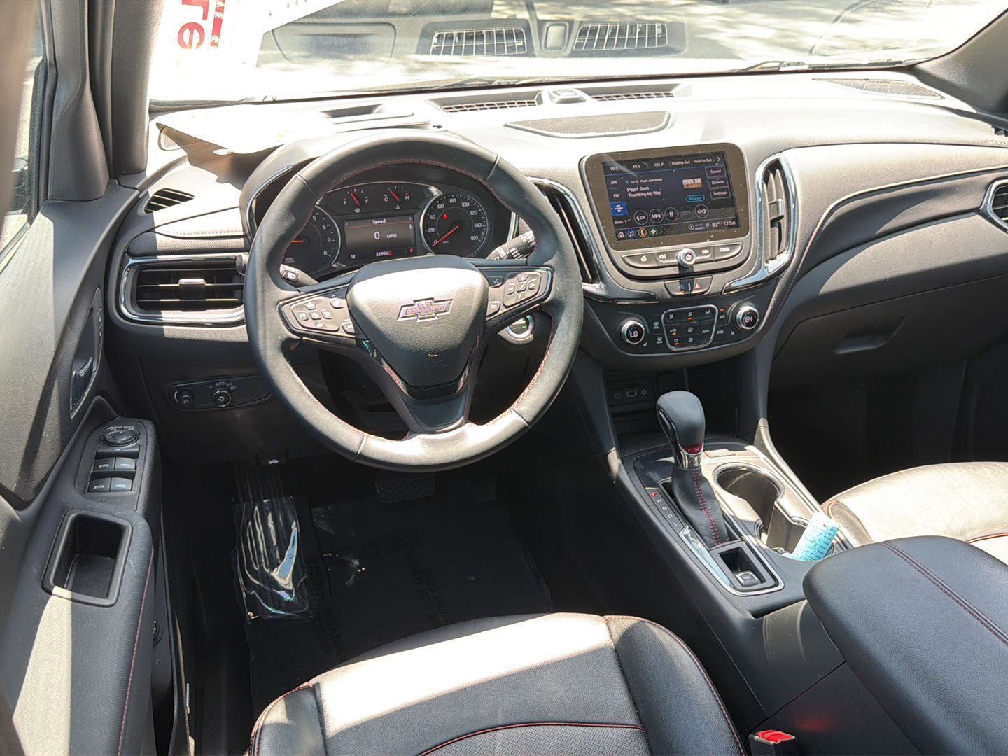 Used 2024 Chevrolet Equinox RS w/ RS Leather Package FWD image 18