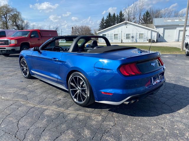 Used 2022 Ford Mustang Premium image 3