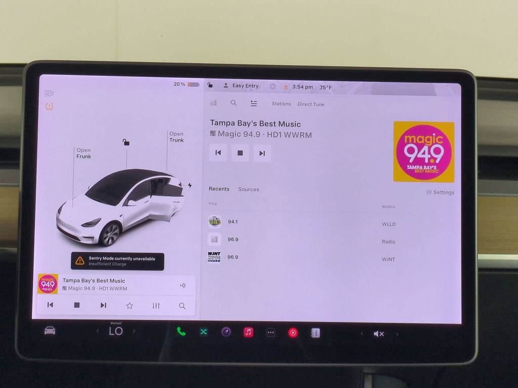 Used 2021 Tesla Model Y Long Range image 19