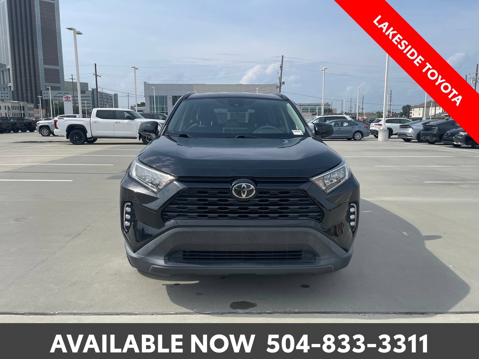 Used 2020 Toyota RAV4 XLE FWD image 8