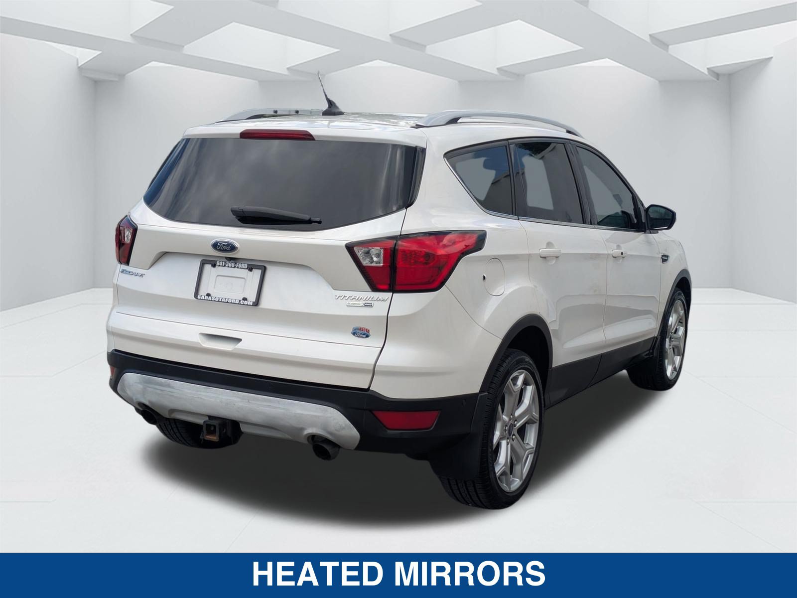 Used 2019 Ford Escape Titanium AWD/4WD image 5