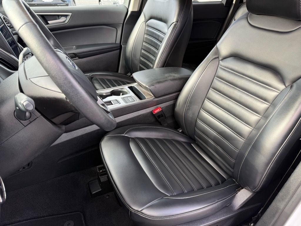 Used 2024 Ford Edge SEL image 34