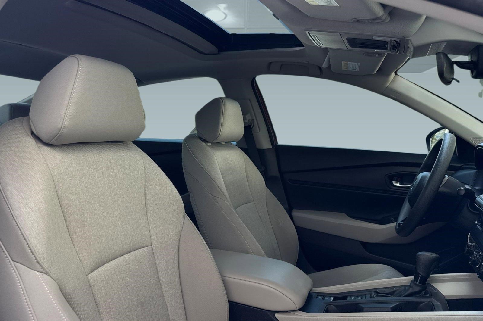 Certified 2024 Honda Accord EX image 31