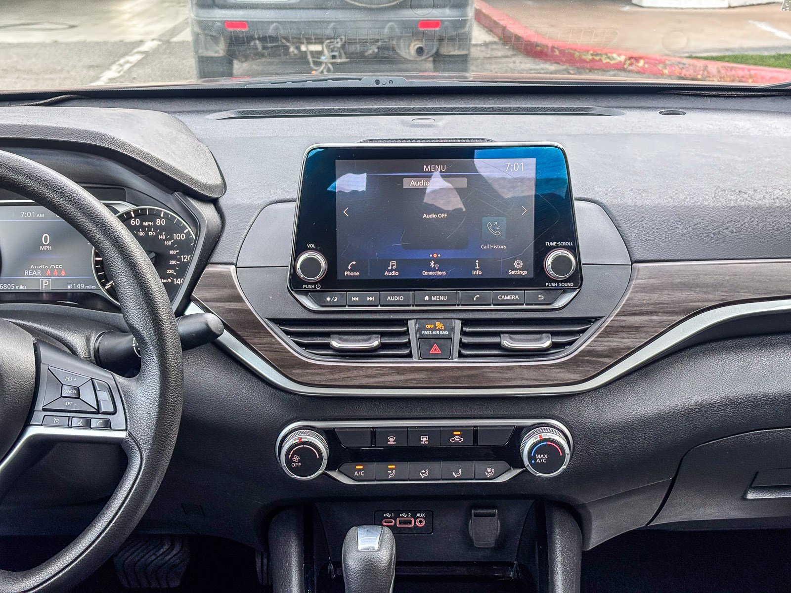 Used 2024 Nissan Altima 2.5 SV image 16