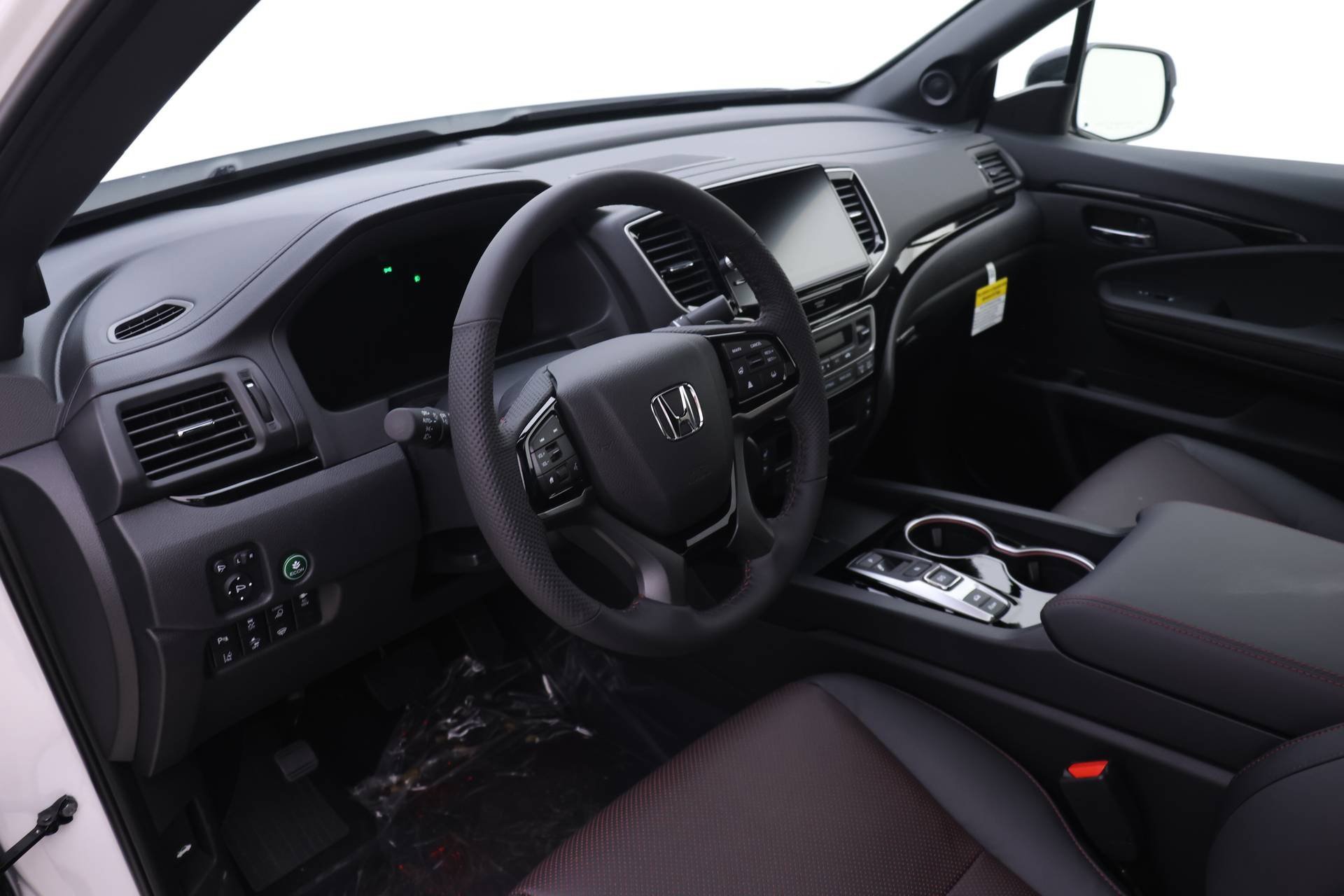 New 2026 Honda Ridgeline Black Edition image 3