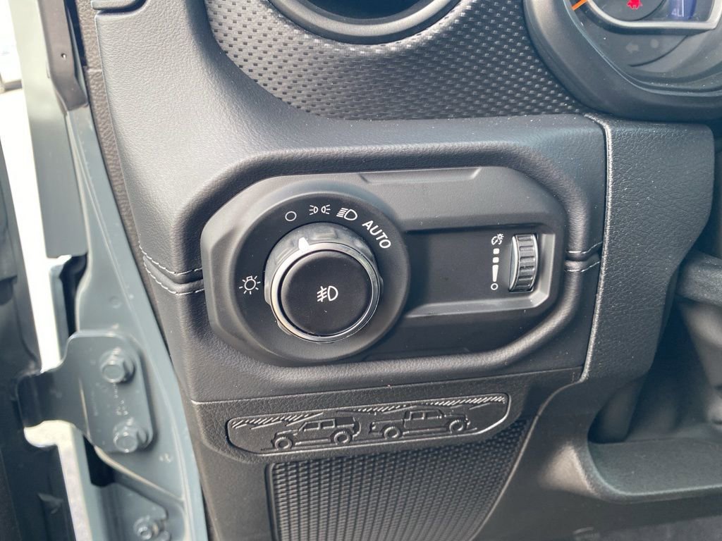 New 2026 Jeep Wrangler Unlimited Rubicon image 14