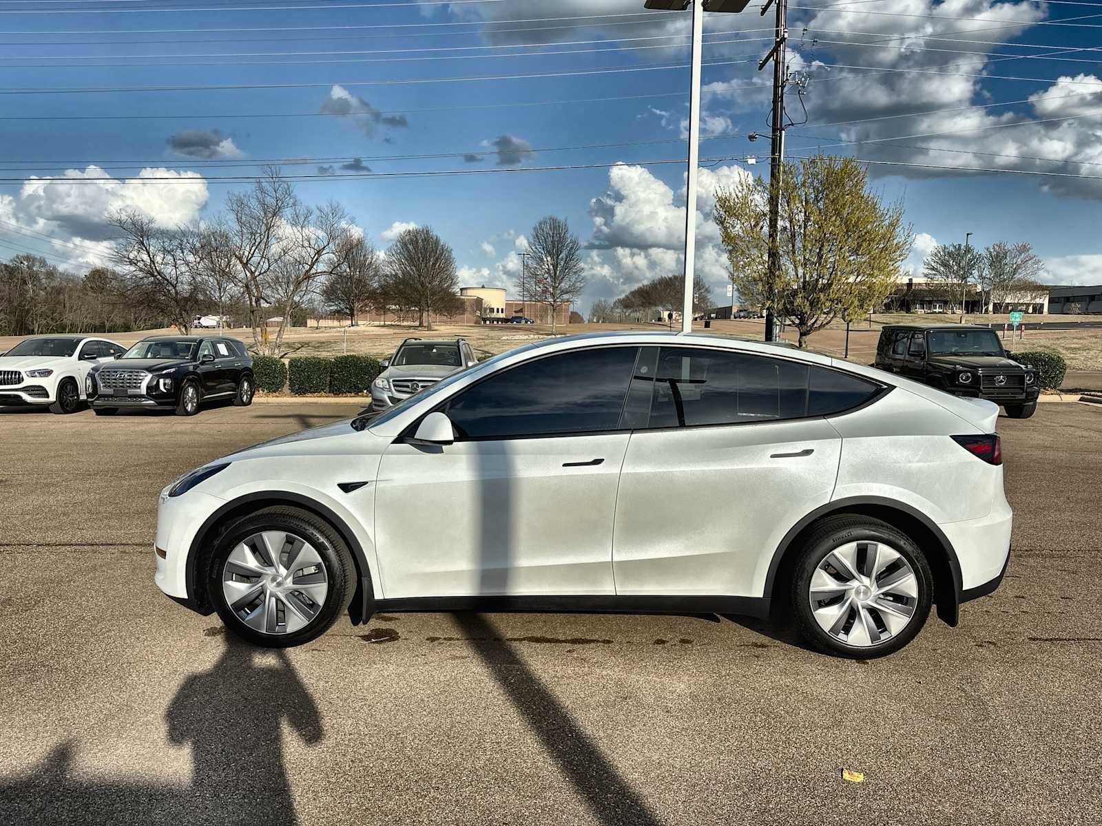 Used 2024 Tesla Model Y Long Range image 5
