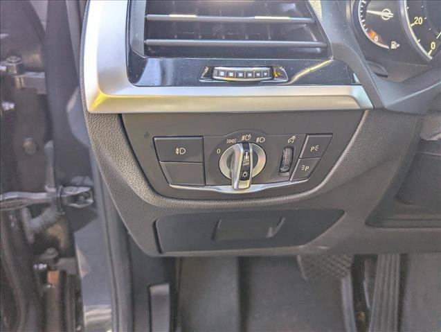 Used 2019 BMW X3 sDrive30i w/ Driving Assistance Package RWD image 11