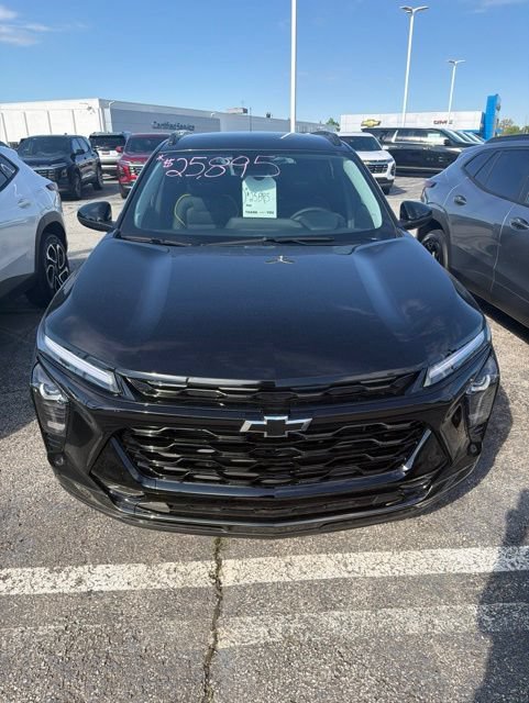New 2026 Chevrolet Trax ACTIV w/ Driver Confidence Package FWD image 2