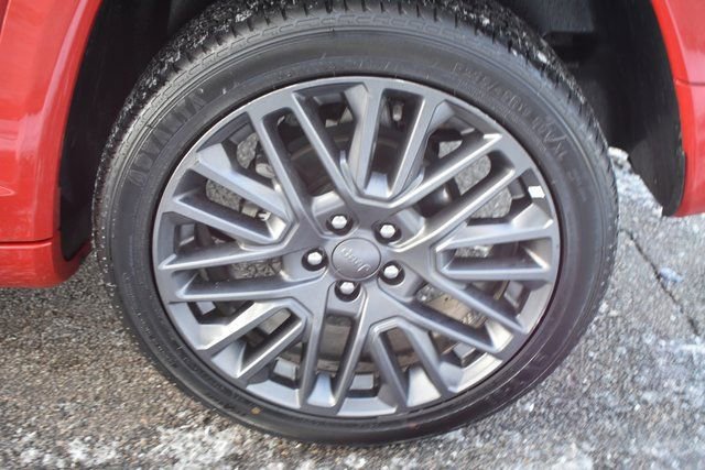 Used 2023 Jeep Compass Limited image 45