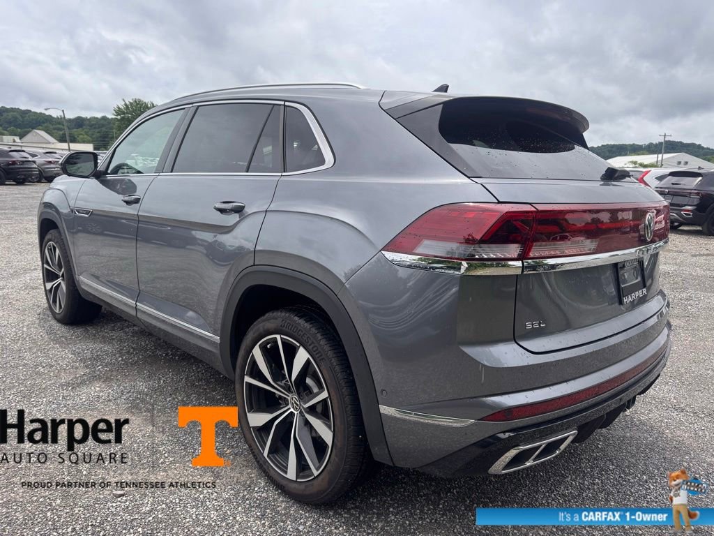 Used 2025 Volkswagen Atlas Cross Sport SEL Premium R-Line AWD/4WD image 3