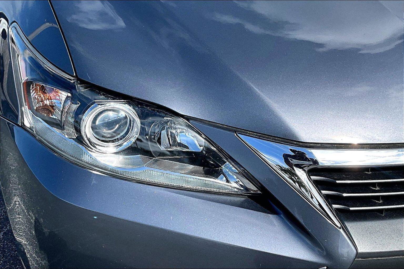 Used 2015 Lexus CT 200h w/ Navigation Package FWD image 33