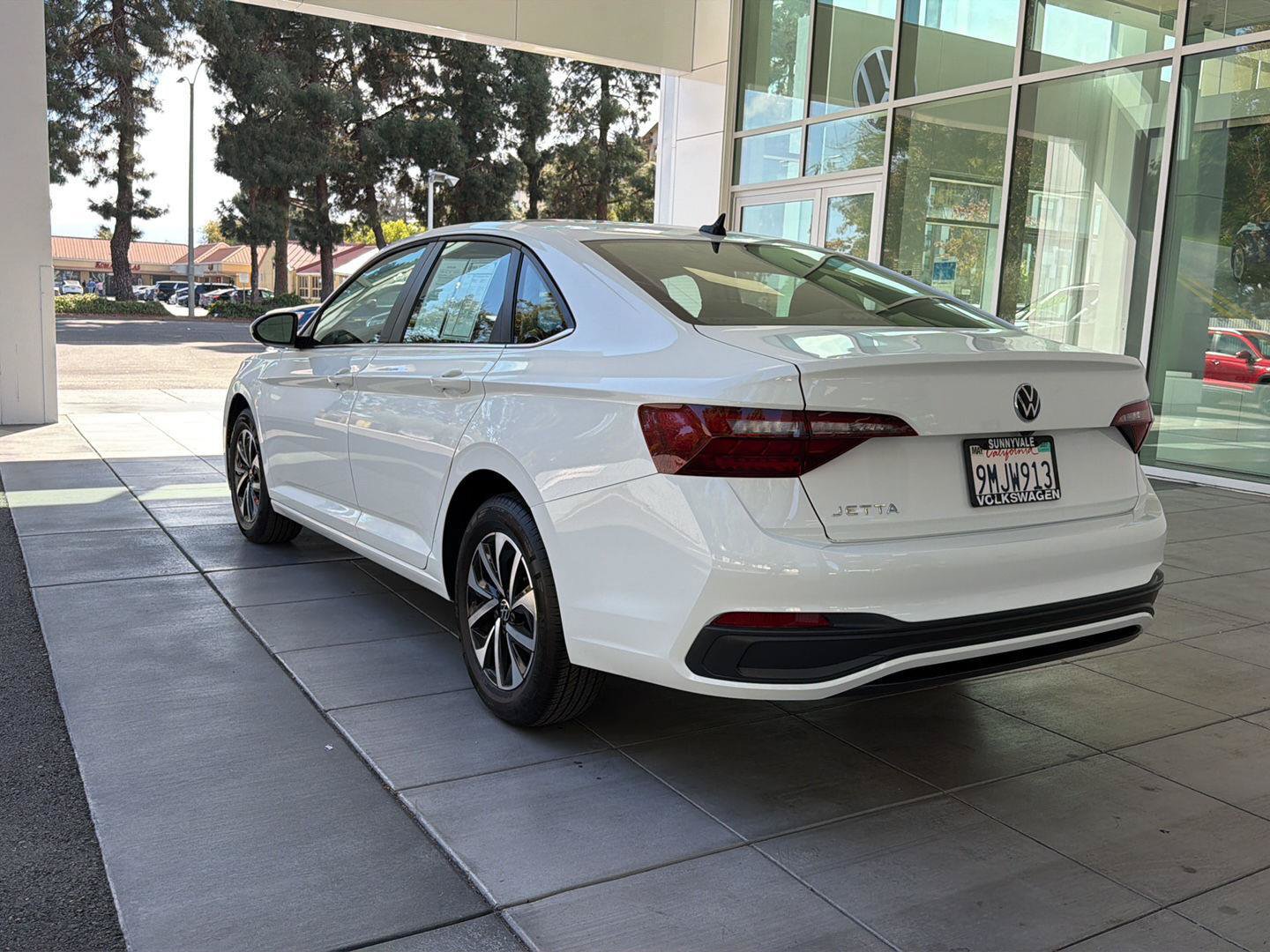 Certified 2024 Volkswagen Jetta S FWD image 3