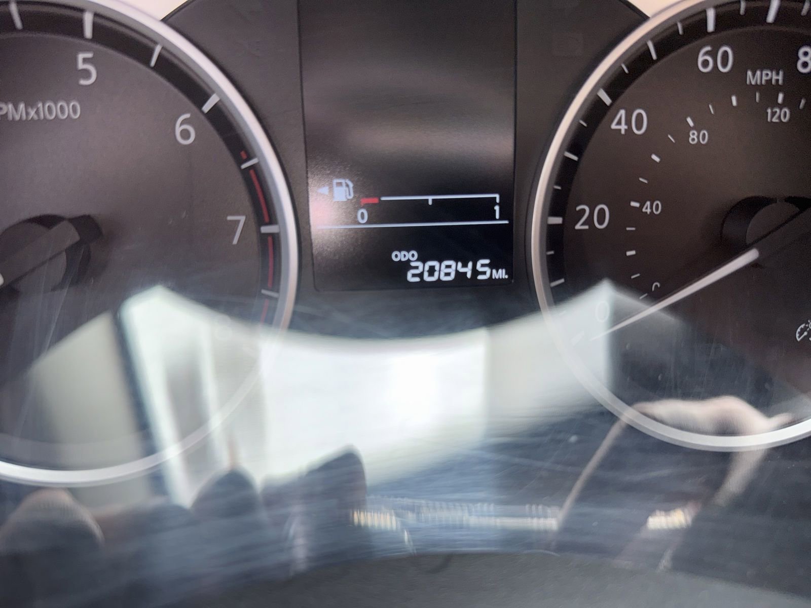 Used 2021 Nissan Versa S FWD image 4