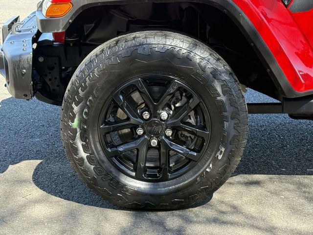 Used 2023 Jeep Gladiator Sport AWD/4WD image 7
