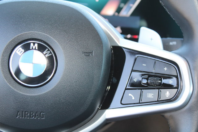 Used 2026 BMW 330i xDrive Sedan AWD/4WD image 18
