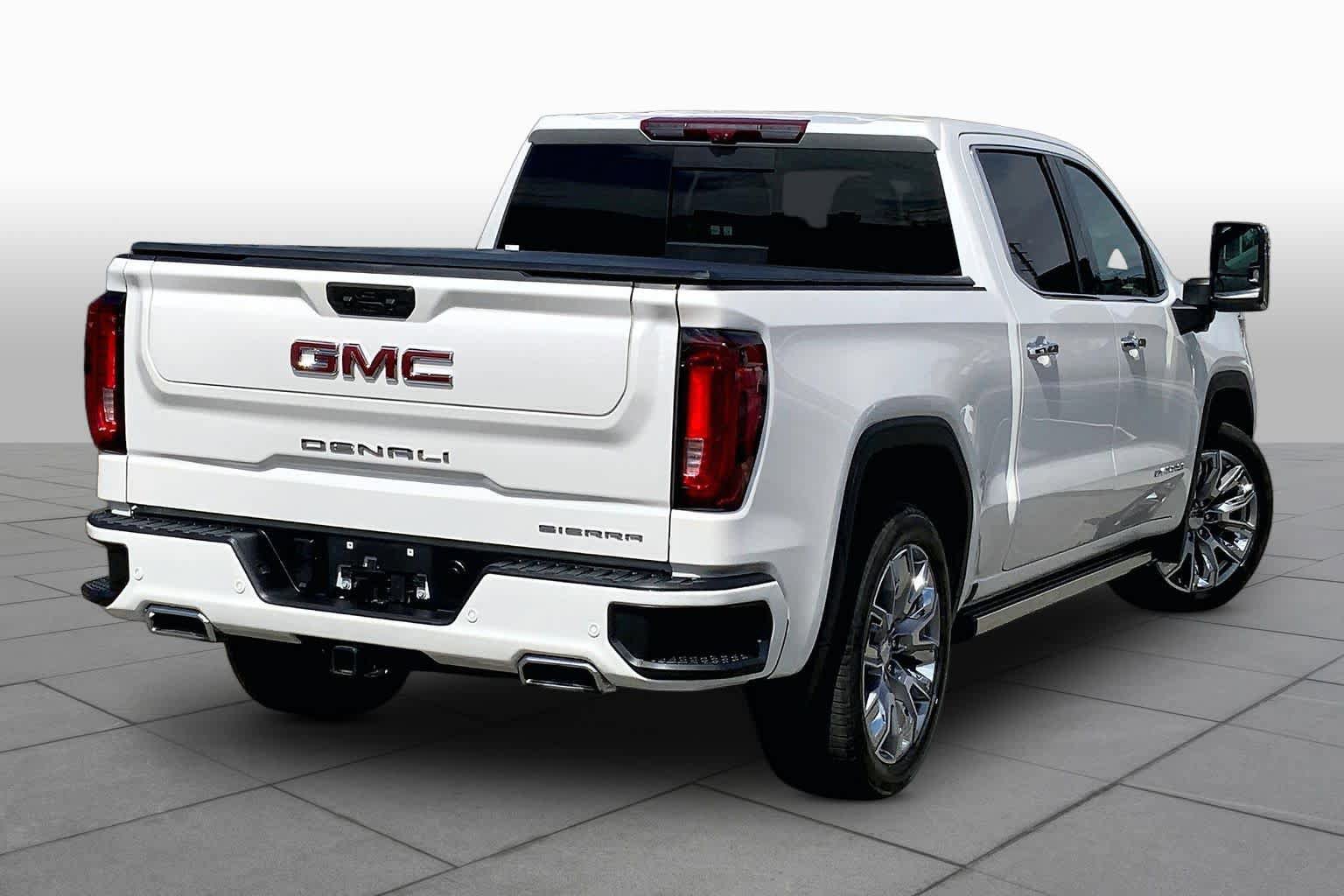 Used 2024 GMC Sierra 1500 Denali w/ Denali Reserve Package image 13
