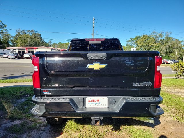 Used 2022 Chevrolet Silverado 3500 High Country AWD/4WD image 9