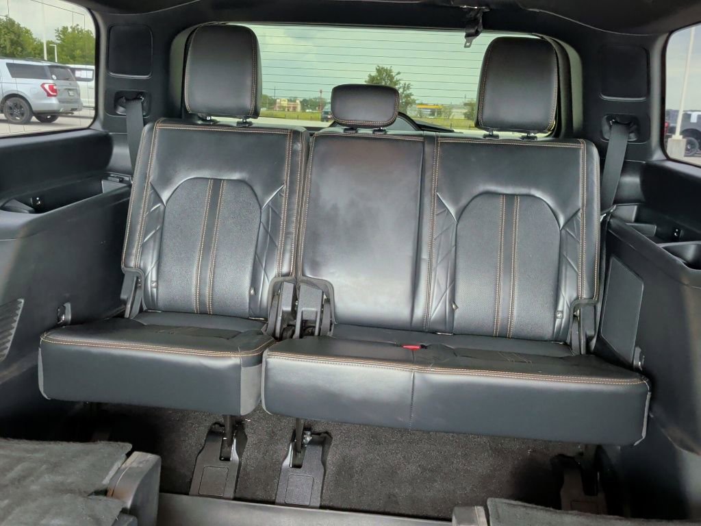 Used 2022 Ford Expedition Platinum RWD image 44