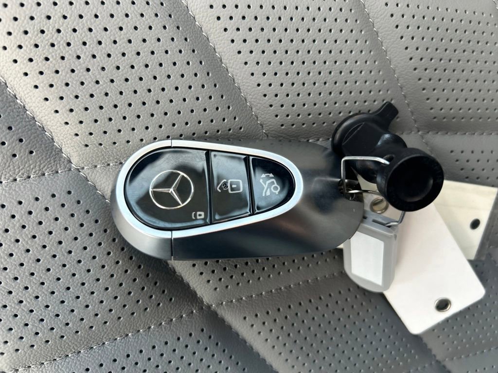 New 2026 Mercedes-Benz S 580 4MATIC Sedan image 29