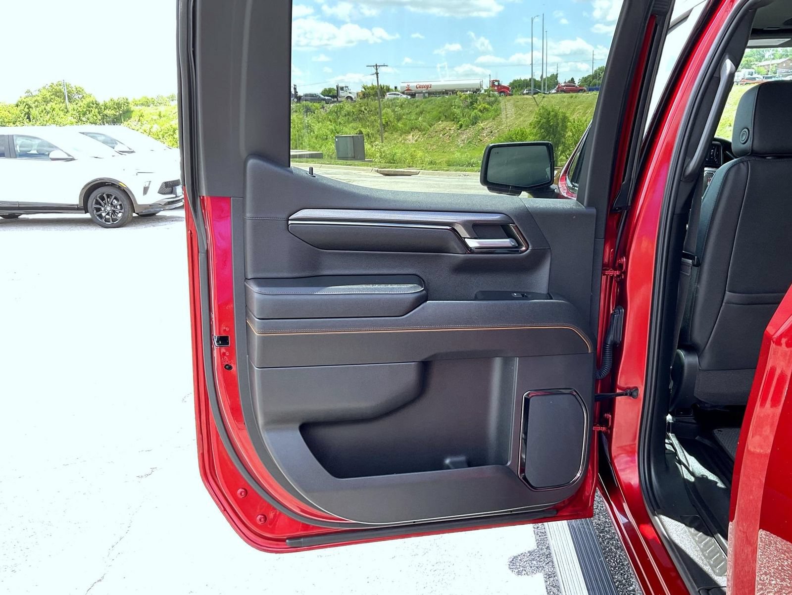 Certified 2023 GMC Sierra 1500 AT4 w/ Technology Package AWD/4WD image 22