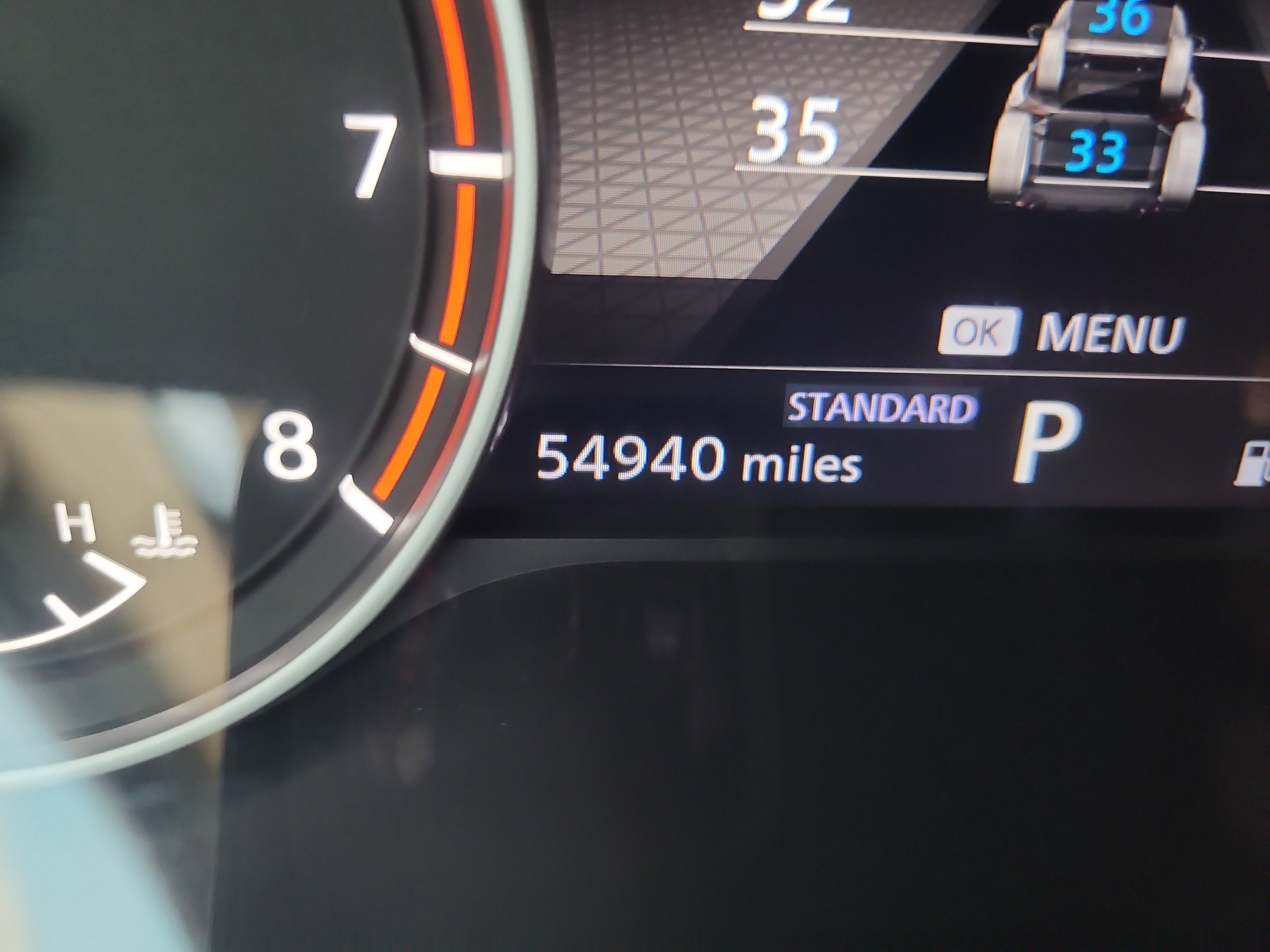 Used 2023 Nissan Rogue S image 32