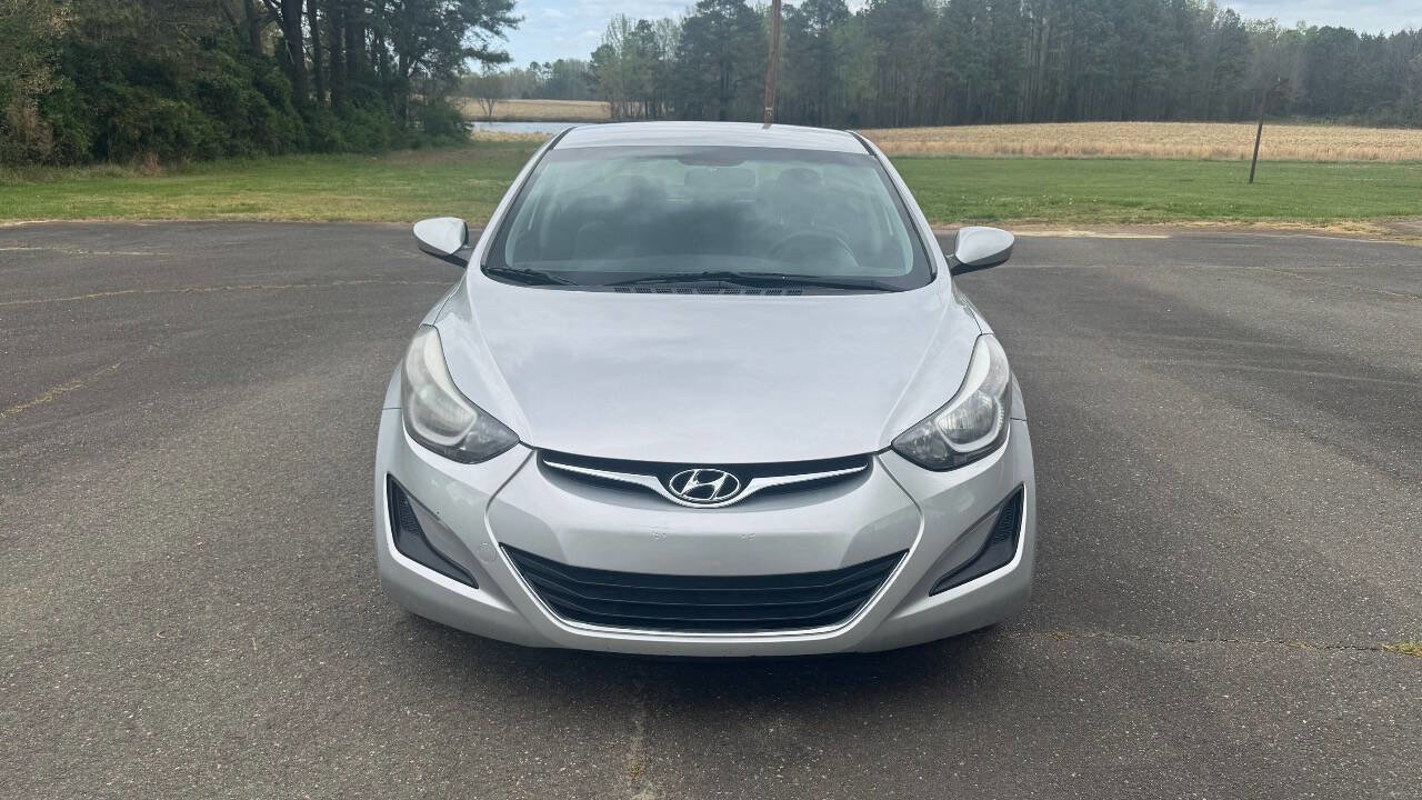 Used 2015 Hyundai Elantra SE FWD image 3