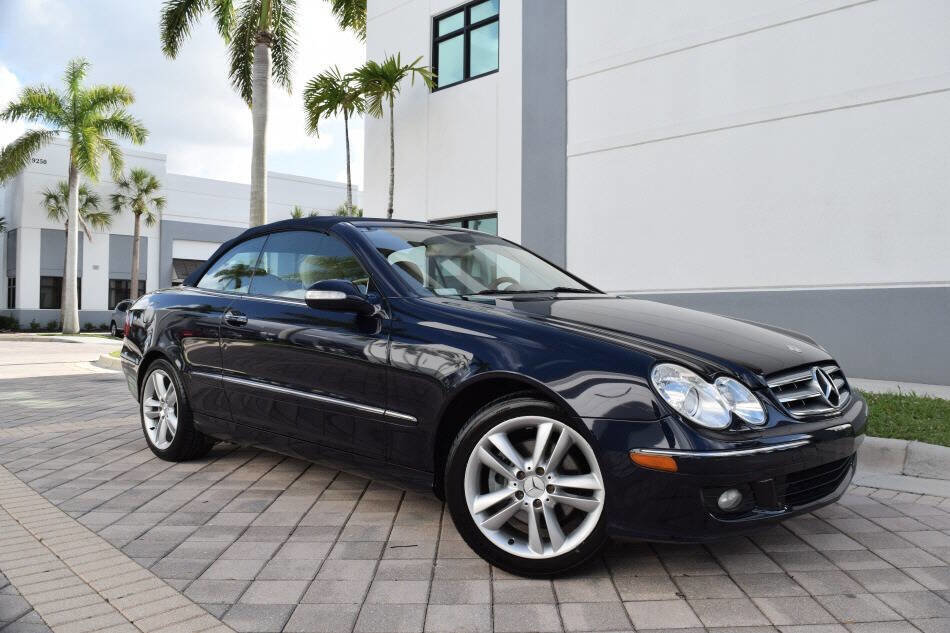 Used 2007 Mercedes-Benz CLK 350 Cabriolet image 4