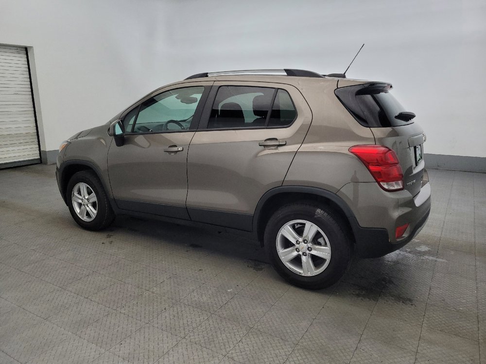 Used 2021 Chevrolet Trax LT image 3