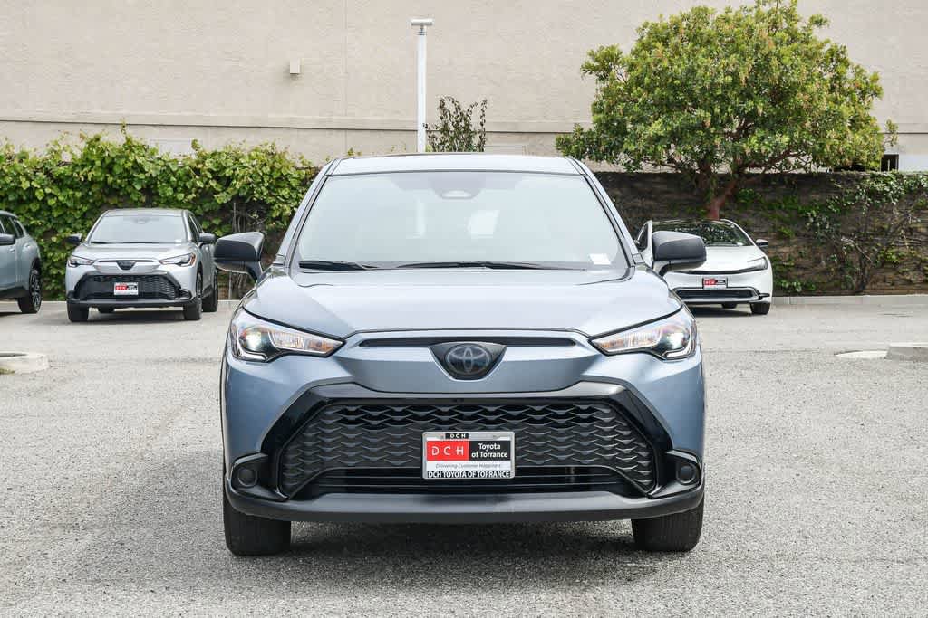 Used 2025 Toyota Corolla Cross AWD Hybrid image 2