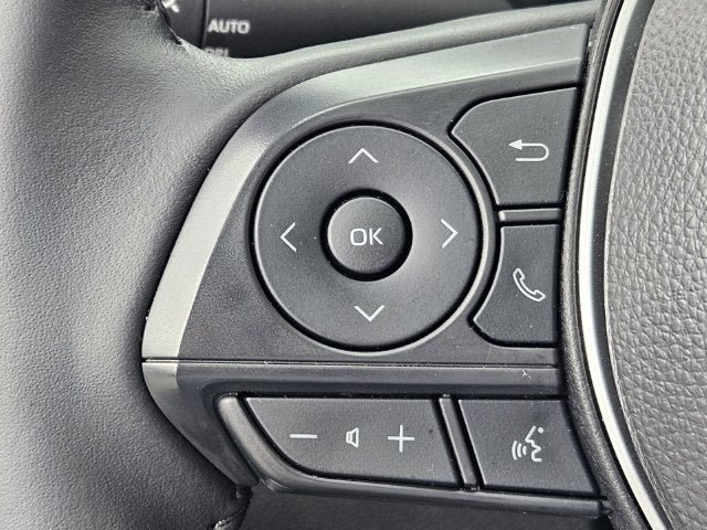 Used 2026 Toyota Corolla Cross LE w/ Moonroof Package FWD image 30