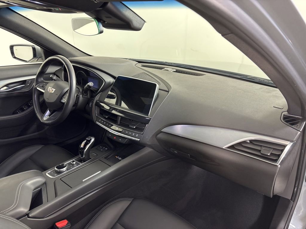 Used 2023 Cadillac CT5 Luxury RWD image 13
