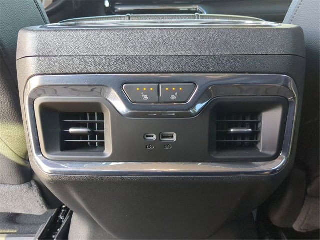 Used 2024 GMC Sierra 2500 Denali w/ Denali Reserve Package image 17