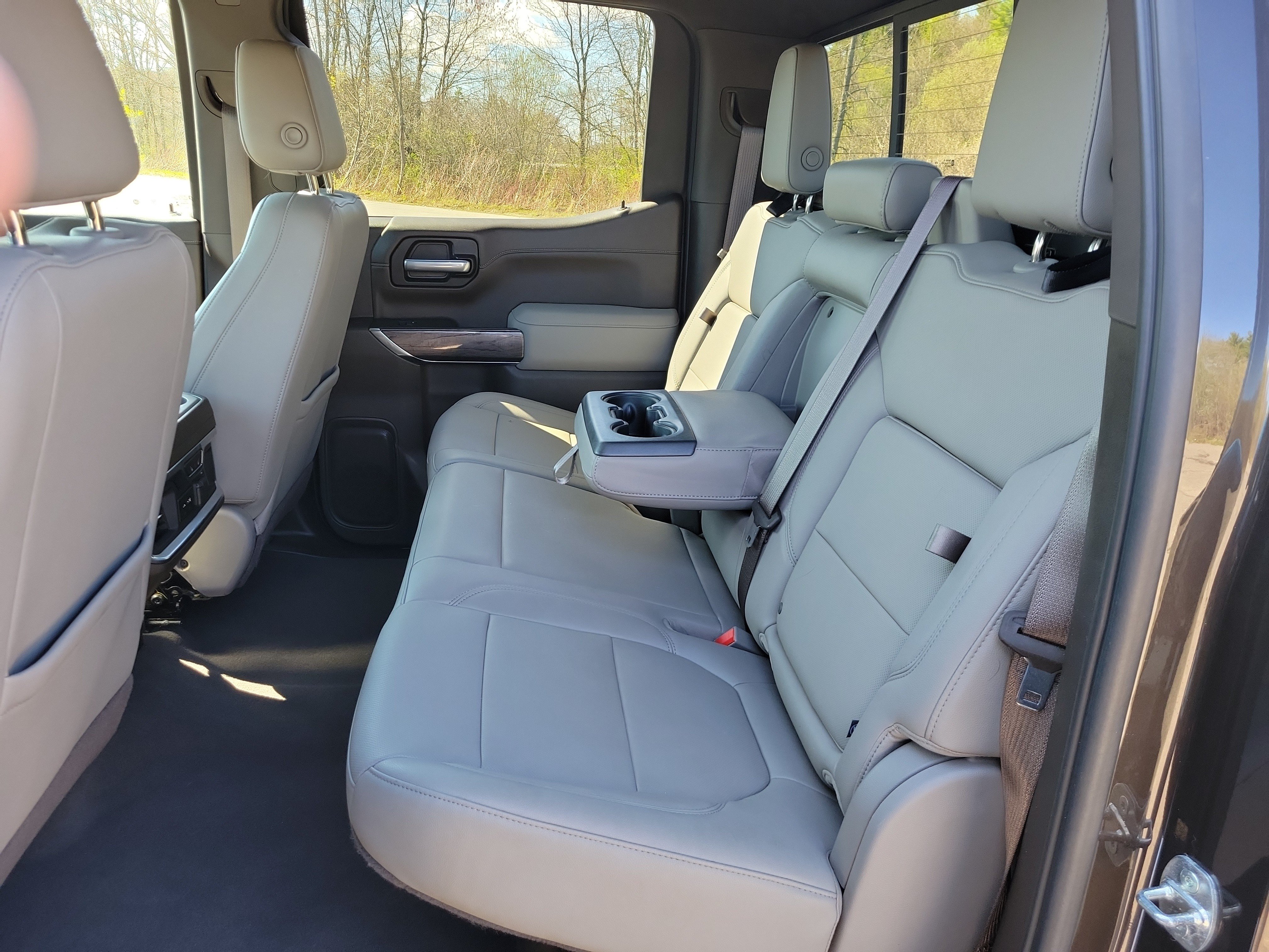 Used 2021 Chevrolet Silverado 1500 LTZ w/ Technology Package AWD/4WD image 16