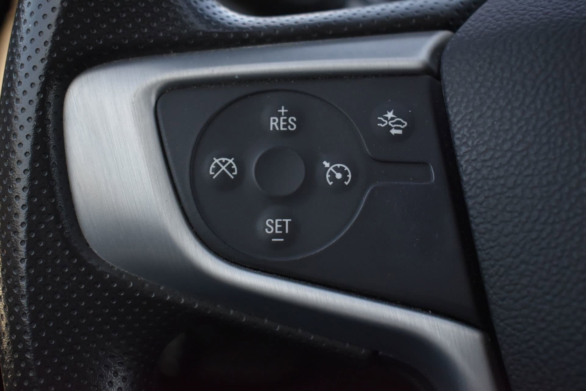 Used 2023 GMC Terrain SLE w/ Driver Convenience Package FWD image 20