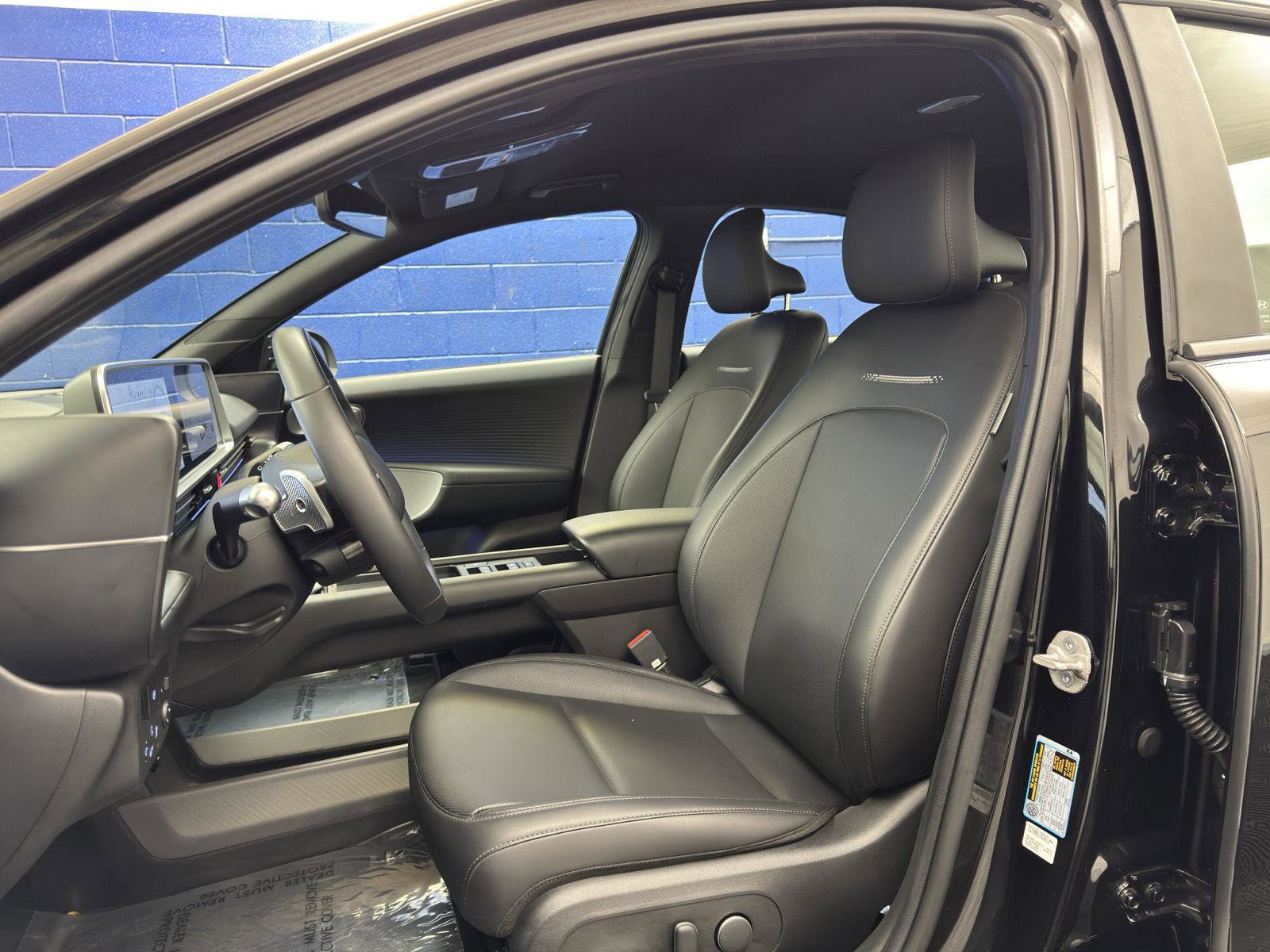 Used 2025 Hyundai Ioniq 6 SEL AWD/4WD image 14