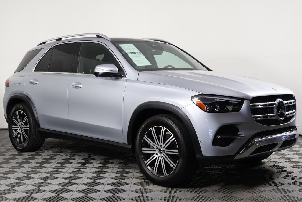Certified 2025 Mercedes-Benz GLE 350 4MATIC image 3