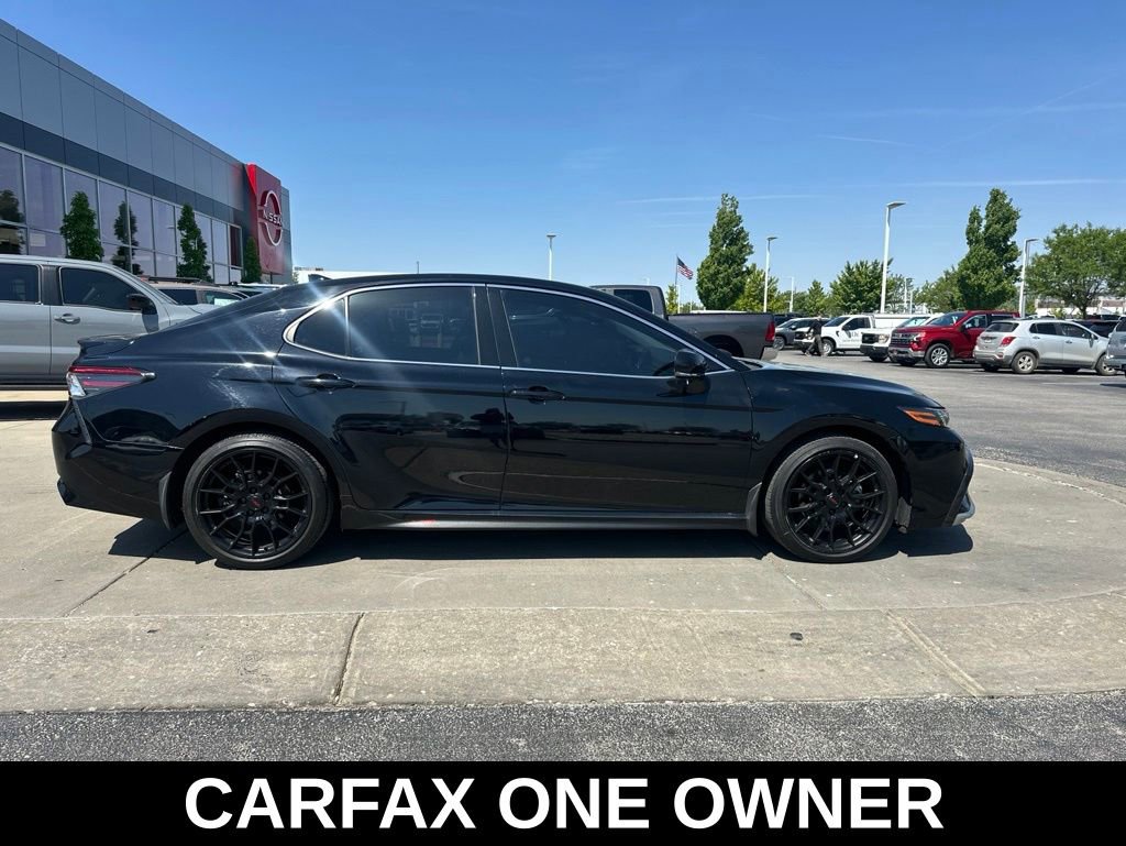Used 2021 Toyota Camry XSE w/ TRD Appearance Package (TMS) FWD image 9