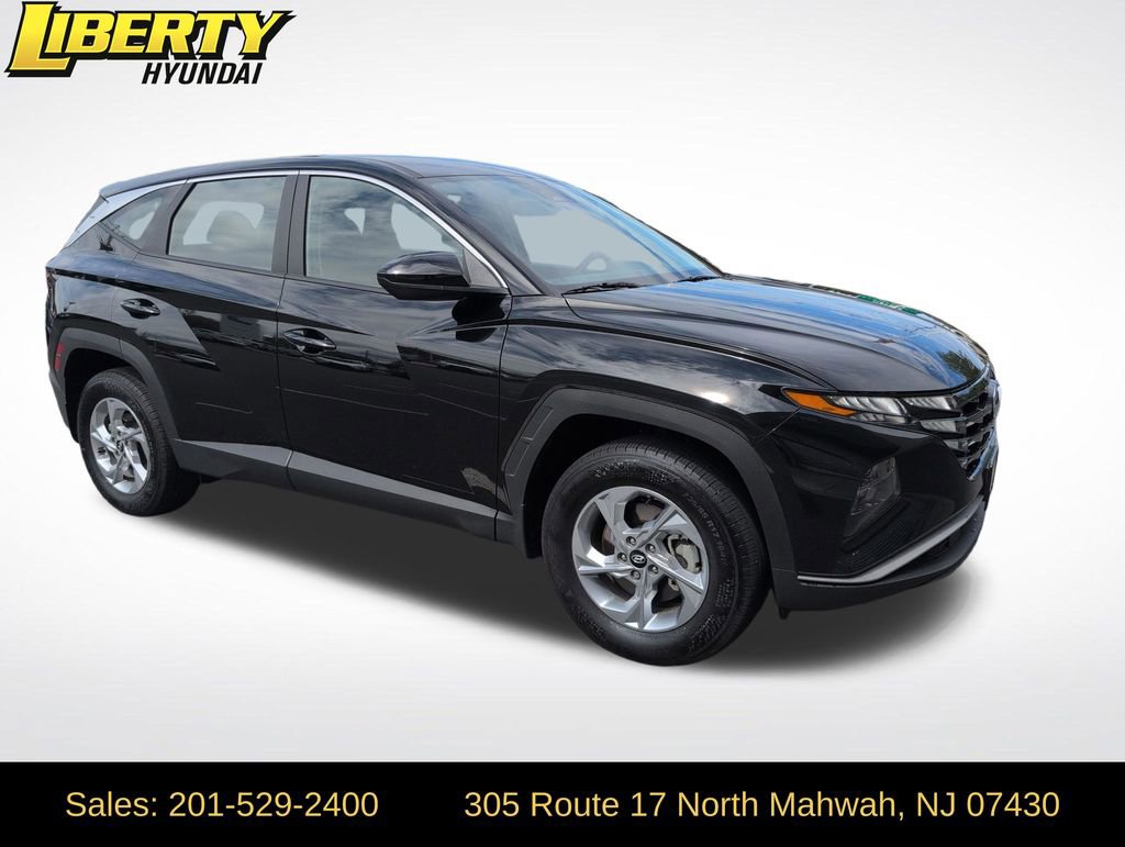 Used 2023 Hyundai Tucson SE AWD/4WD image 1