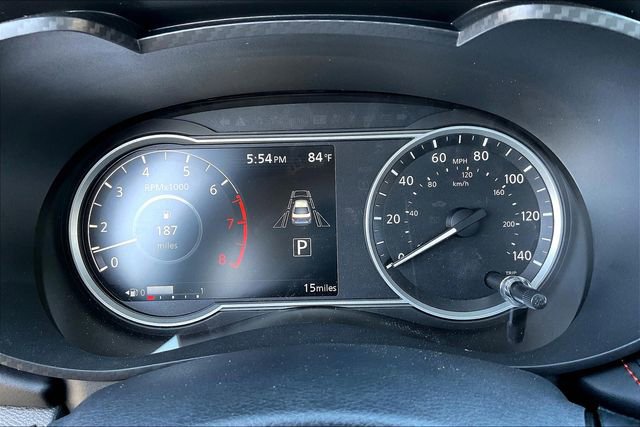 New 2025 Nissan Versa SR w/ Trunk Package image 20