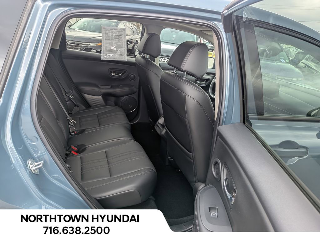 Used 2024 Honda HR-V EX-L image 37