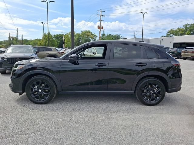 Used 2025 Honda HR-V Sport video 4