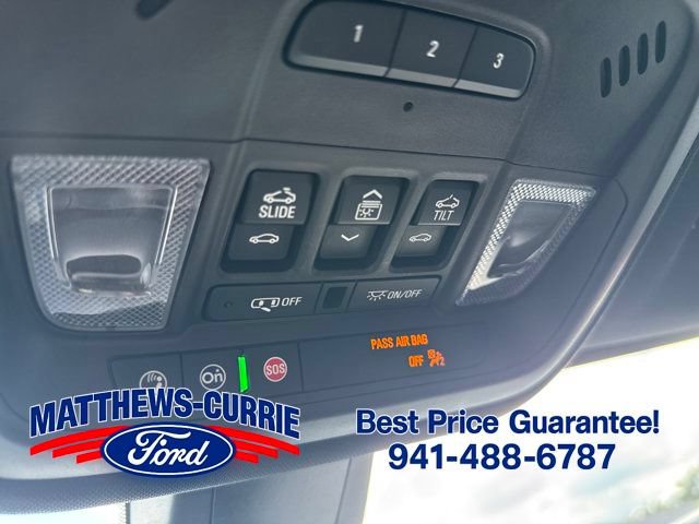 Used 2023 Chevrolet Traverse High Country AWD/4WD image 25